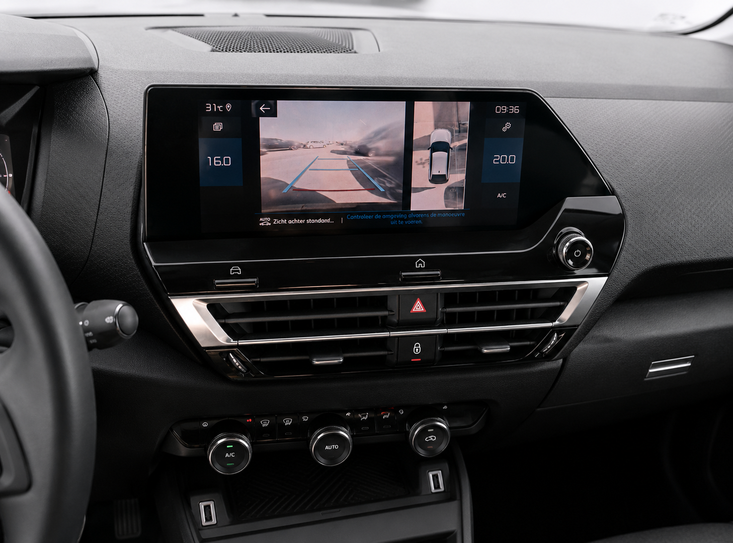 
								CITROEN C4 full									