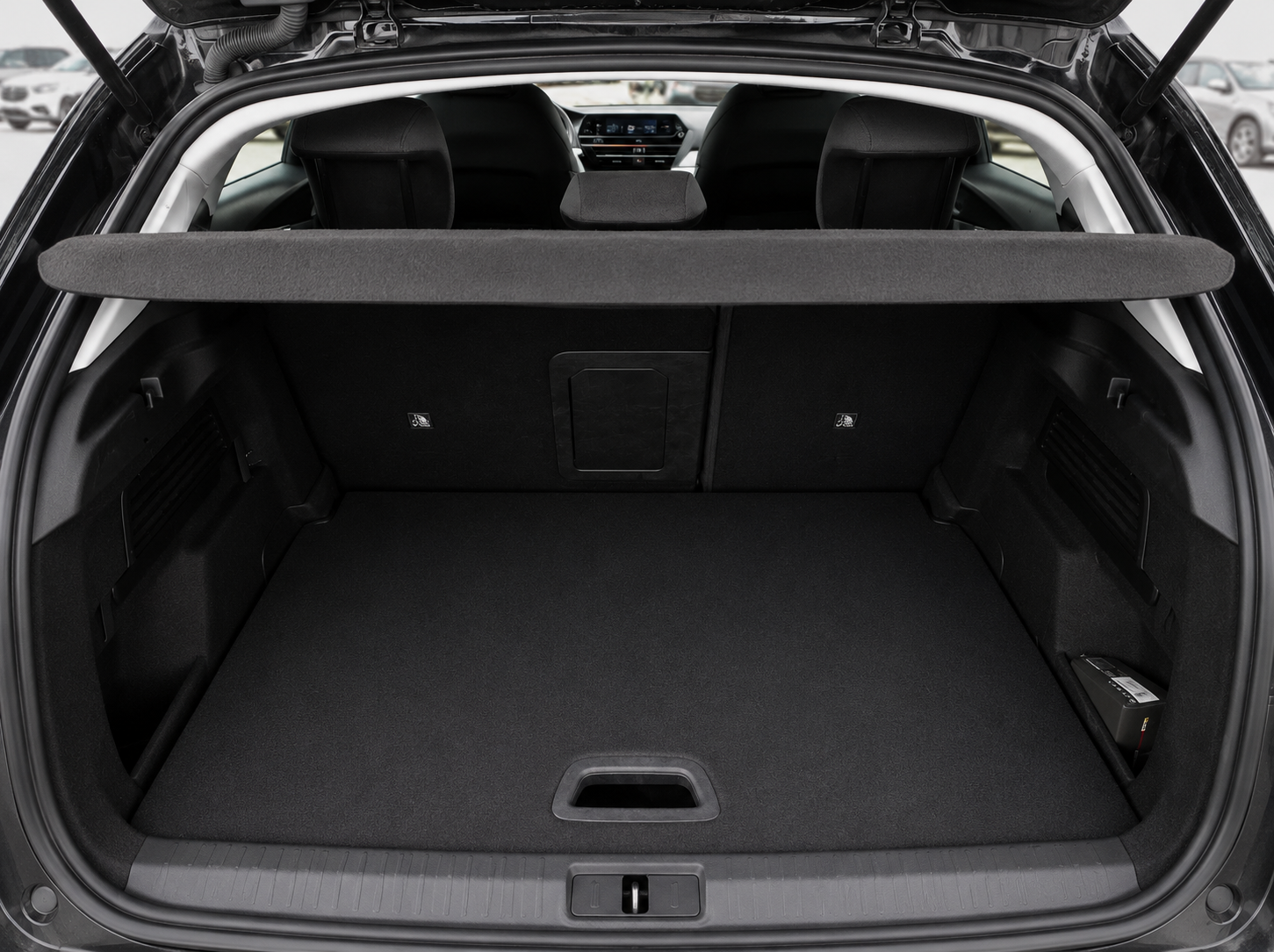 
								CITROEN C4 full									