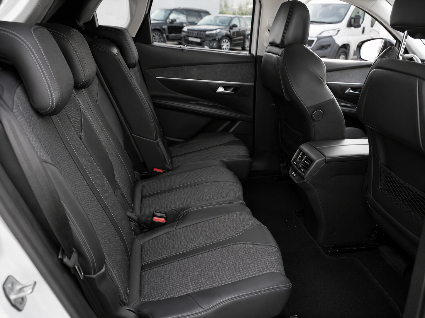 
								Peugeot 5008 130CV allure 2020 – 111.000 km full									
