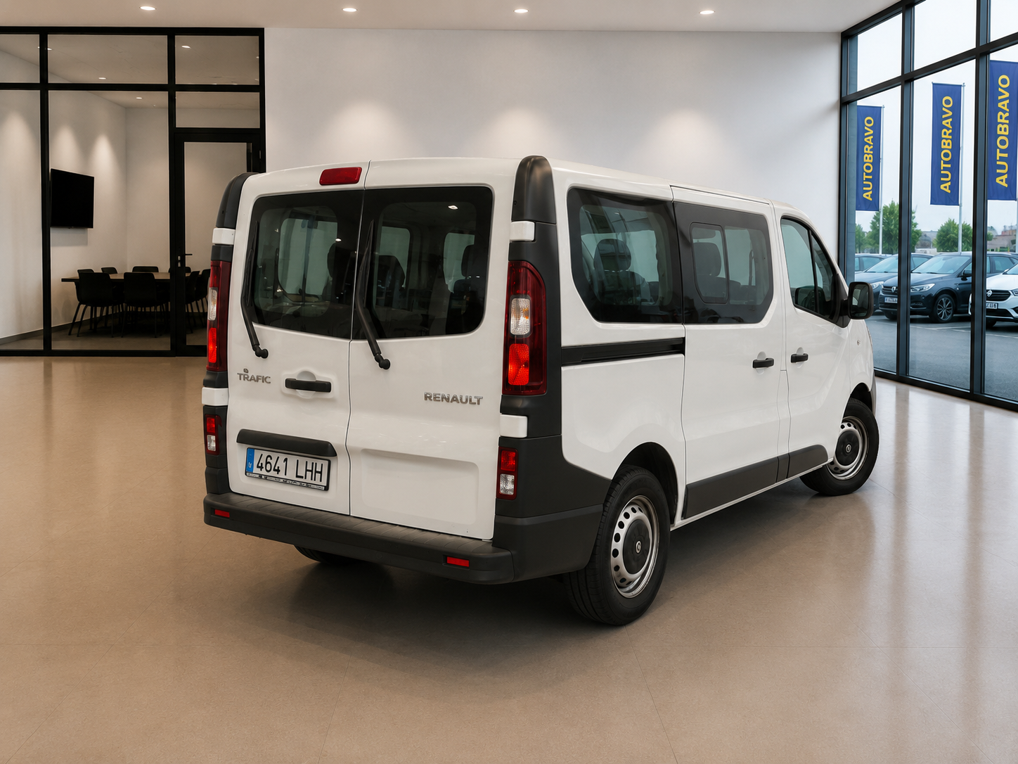 
								RENAULT TRAFIC Combi 9 2020 104.000km full									