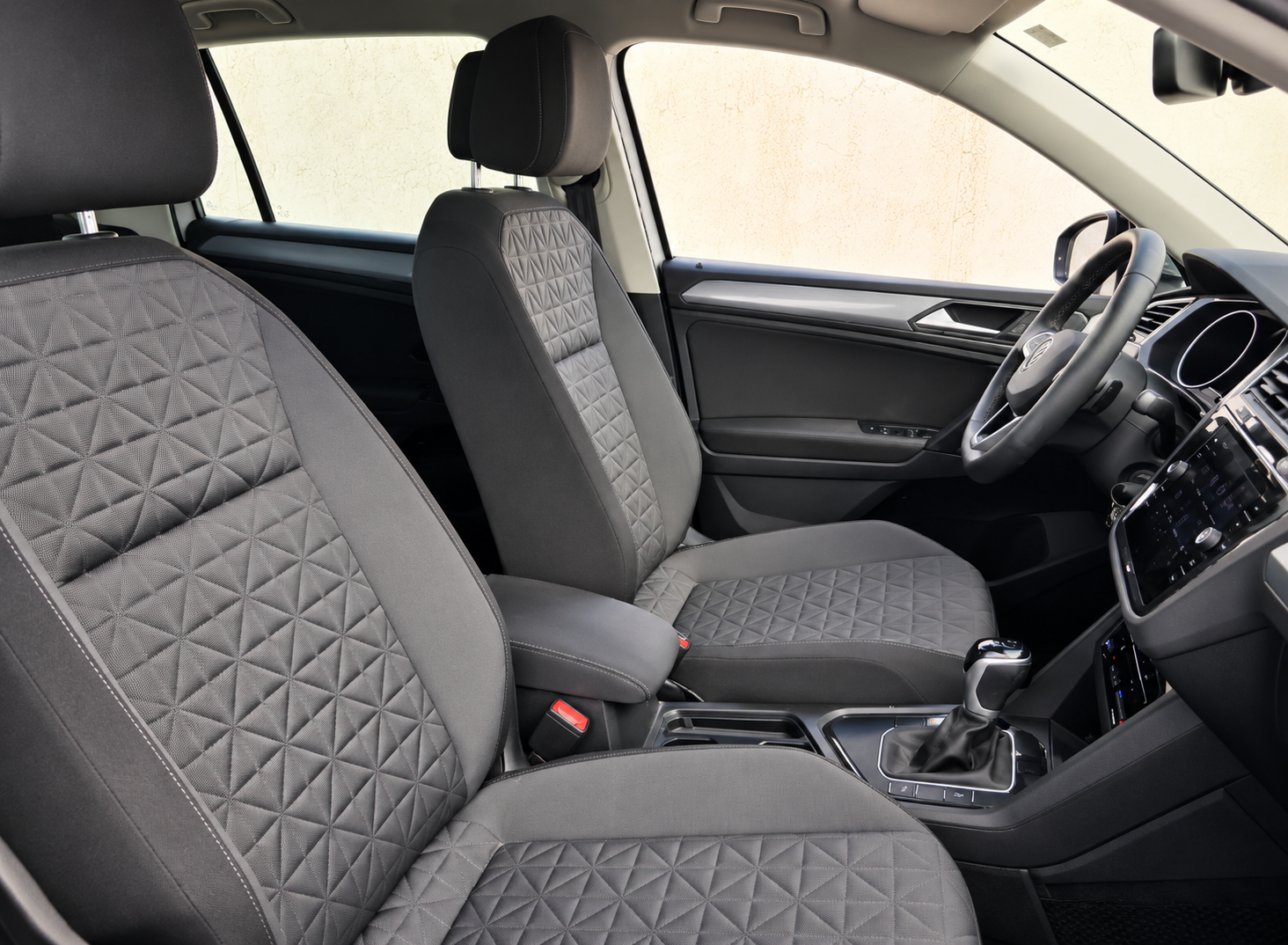 
								VOLKSWAGEN TIGUAN Life (150CV) 2023 – 150000 km full									