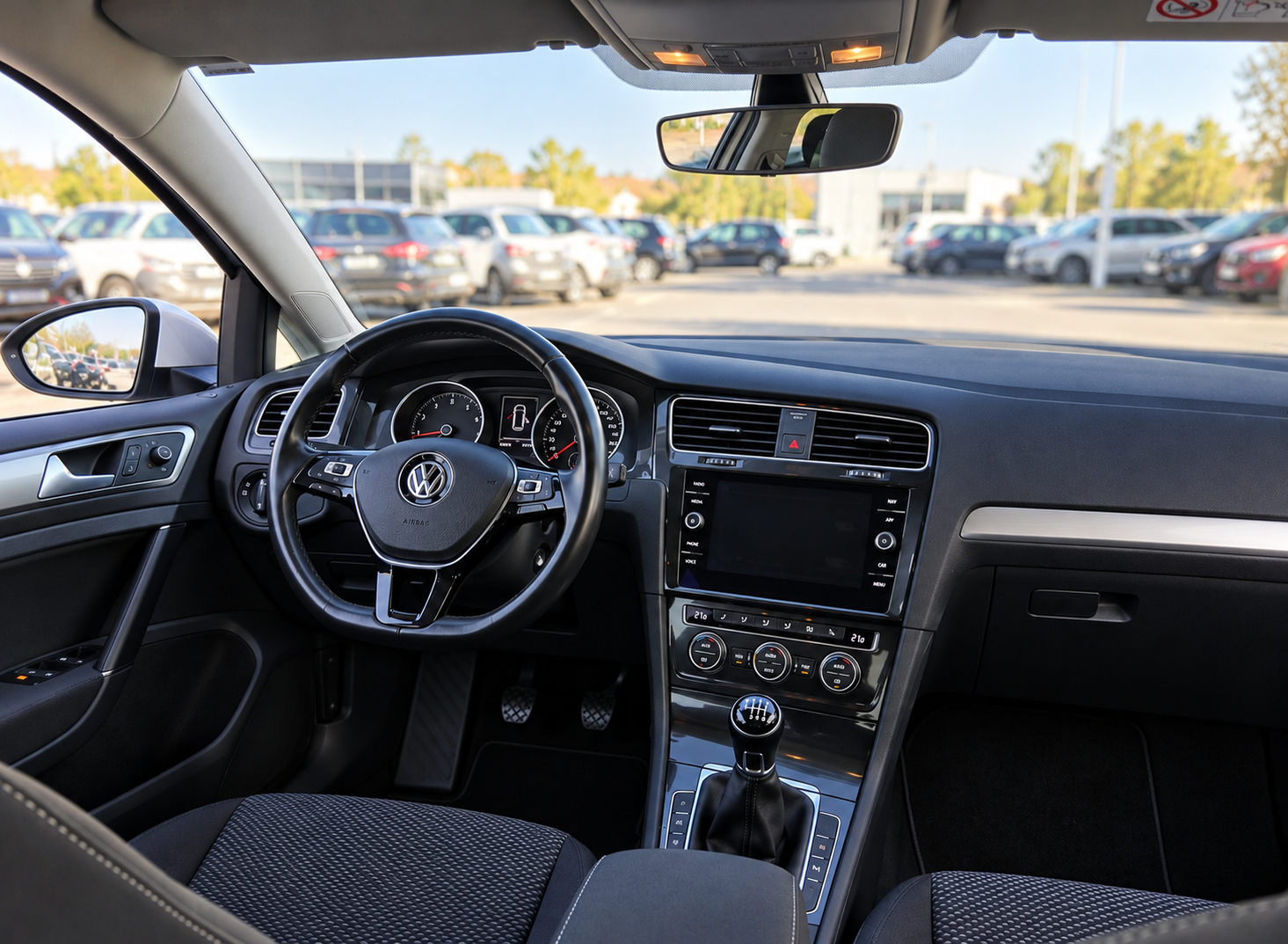 
								VOLKSWAGEN Golf 2019 118000km full									