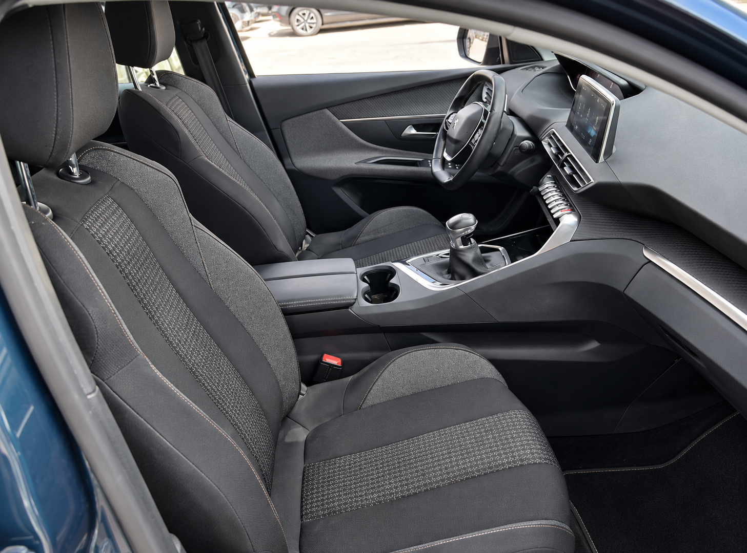 
								PEUGEOT 3008 2022 65000km full									