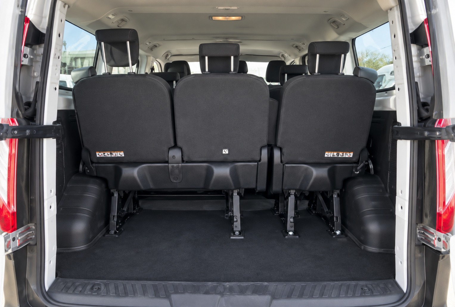 
								FORD TRANSIT CUSTOM 2020 130.000km full									